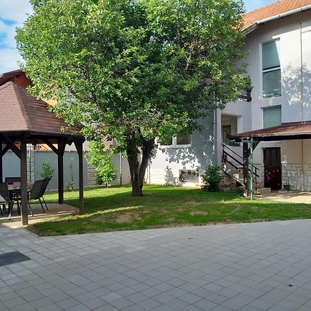 Apartman Kod Dide I Bake Vukovar Dış mekan fotoğraf